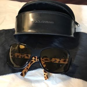 Dolce & Gabbana Leopard & Black sunglasses